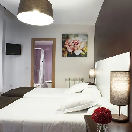 Thc Gran Via Hostel-3